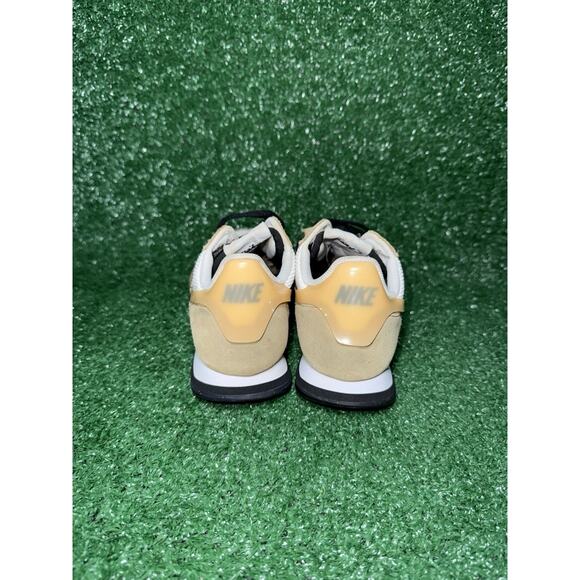 Nike V-Love OX Sneakers Women’s Size 5 Beige White Athletic Mesh Running Shoes - Picture 7 of 9